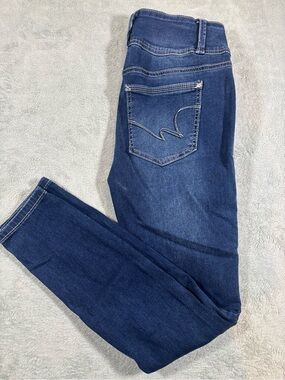 WallFlower Sassy High Rise Skinny Jeans Dark Wash 3-Button Distressed Size 11
